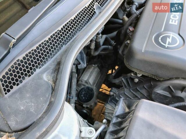 Опель Астра 2014 в Бориславе на Automoto.ua Серый Опель Астра, объемом двигателя 1.7 л и пробегом 238 тыс. км за 7300 $, фото 119 на Automoto.ua