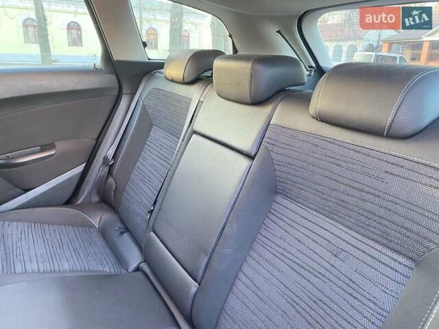 Серый Опель Астра, объемом двигателя 1.6 л и пробегом 300 тыс. км за 7700 $, фото 18 на Automoto.ua