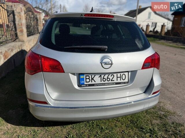 Сірий Опель Астра, об'ємом двигуна 1.6 л та пробігом 237 тис. км за 7800 $, фото 4 на Automoto.ua