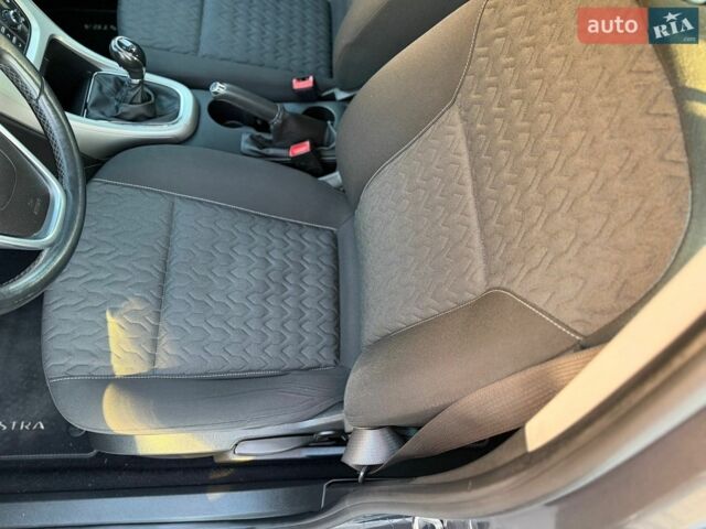 Сірий Опель Астра, об'ємом двигуна 1.7 л та пробігом 189 тис. км за 7900 $, фото 27 на Automoto.ua