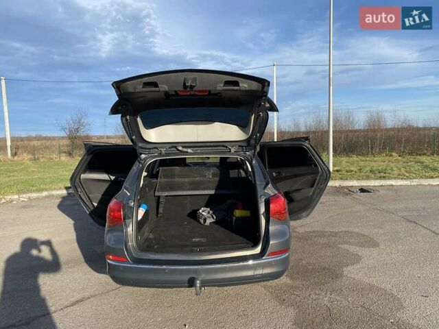 Серый Опель Астра, объемом двигателя 1.7 л и пробегом 250 тыс. км за 7100 $, фото 9 на Automoto.ua