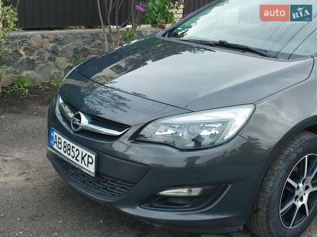 Серый Опель Астра, объемом двигателя 1.6 л и пробегом 208 тыс. км за 8000 $, фото 15 на Automoto.ua