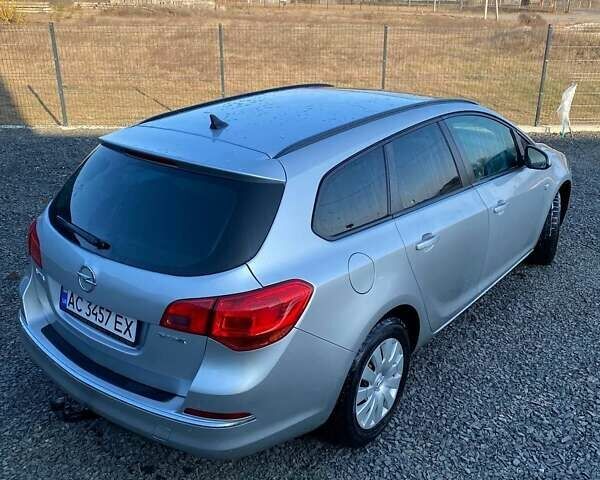 Серый Опель Астра, объемом двигателя 1.6 л и пробегом 240 тыс. км за 7500 $, фото 8 на Automoto.ua