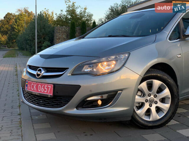 Серый Опель Астра, объемом двигателя 0 л и пробегом 211 тыс. км за 8950 $, фото 2 на Automoto.ua