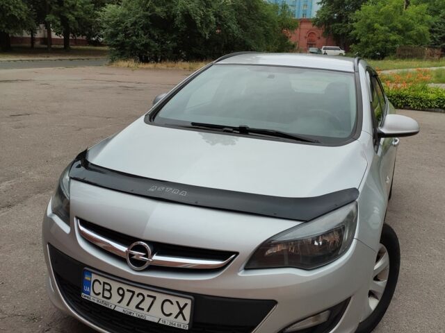Серый Опель Астра, объемом двигателя 0 л и пробегом 268 тыс. км за 8000 $, фото 1 на Automoto.ua