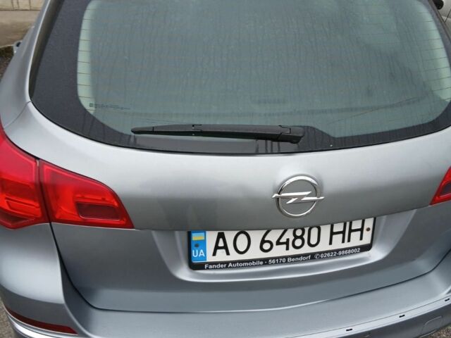 Серый Опель Астра, объемом двигателя 1.6 л и пробегом 198 тыс. км за 8650 $, фото 9 на Automoto.ua