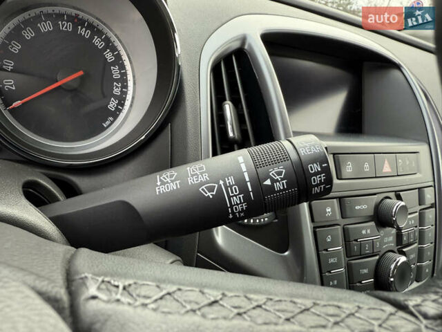 Серый Опель Астра, объемом двигателя 1.6 л и пробегом 242 тыс. км за 8800 $, фото 22 на Automoto.ua