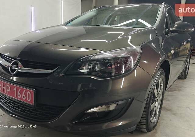 Сірий Опель Астра, об'ємом двигуна 1.6 л та пробігом 182 тис. км за 8999 $, фото 4 на Automoto.ua