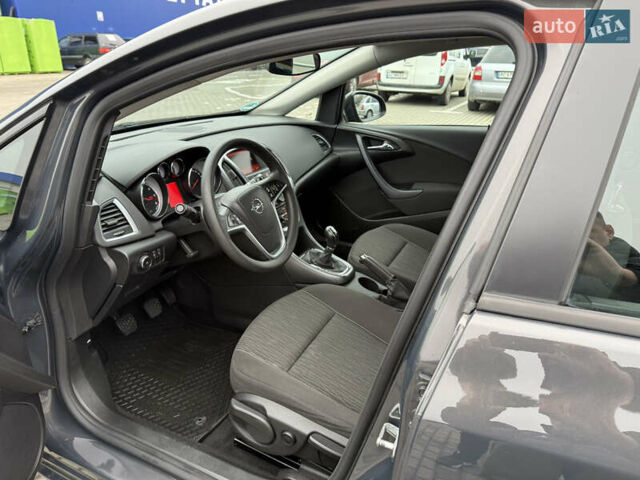 Серый Опель Астра, объемом двигателя 1.6 л и пробегом 246 тыс. км за 8050 $, фото 10 на Automoto.ua