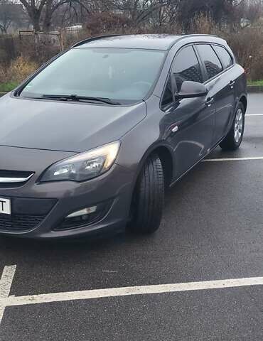 Серый Опель Астра, объемом двигателя 1.6 л и пробегом 230 тыс. км за 8600 $, фото 7 на Automoto.ua