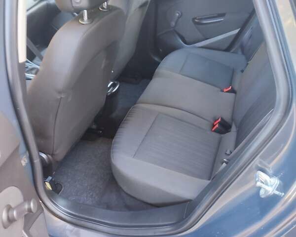 Серый Опель Астра, объемом двигателя 1.6 л и пробегом 208 тыс. км за 8000 $, фото 25 на Automoto.ua