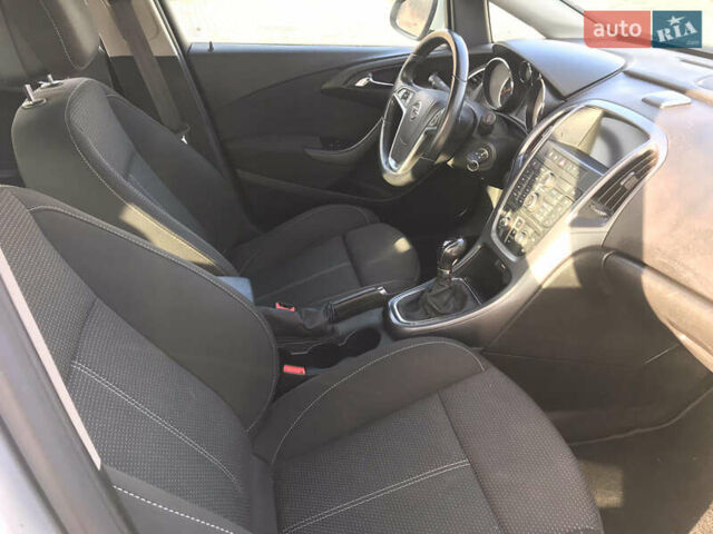 Серый Опель Астра, объемом двигателя 1.6 л и пробегом 199 тыс. км за 8255 $, фото 9 на Automoto.ua