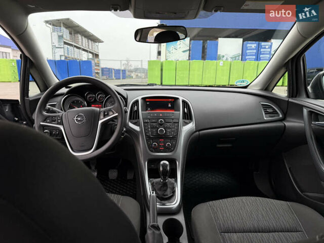 Серый Опель Астра, объемом двигателя 1.6 л и пробегом 246 тыс. км за 8050 $, фото 17 на Automoto.ua