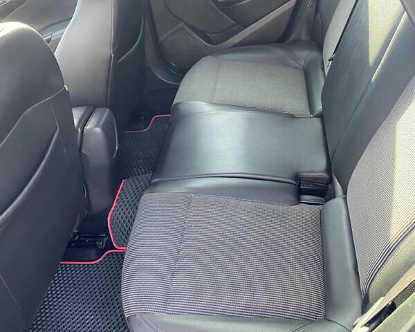 Серый Опель Астра, объемом двигателя 1.6 л и пробегом 165 тыс. км за 7700 $, фото 10 на Automoto.ua