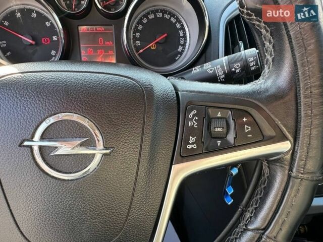 Серый Опель Астра, объемом двигателя 1.6 л и пробегом 249 тыс. км за 8000 $, фото 12 на Automoto.ua