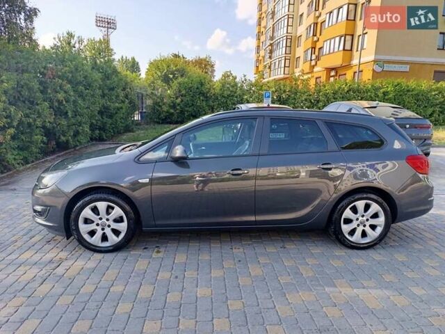 Серый Опель Астра, объемом двигателя 1.6 л и пробегом 240 тыс. км за 8650 $, фото 5 на Automoto.ua