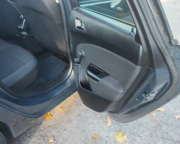 Серый Опель Астра, объемом двигателя 1.6 л и пробегом 208 тыс. км за 8000 $, фото 24 на Automoto.ua