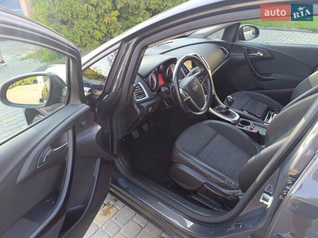 Серый Опель Астра, объемом двигателя 1.6 л и пробегом 240 тыс. км за 8650 $, фото 8 на Automoto.ua