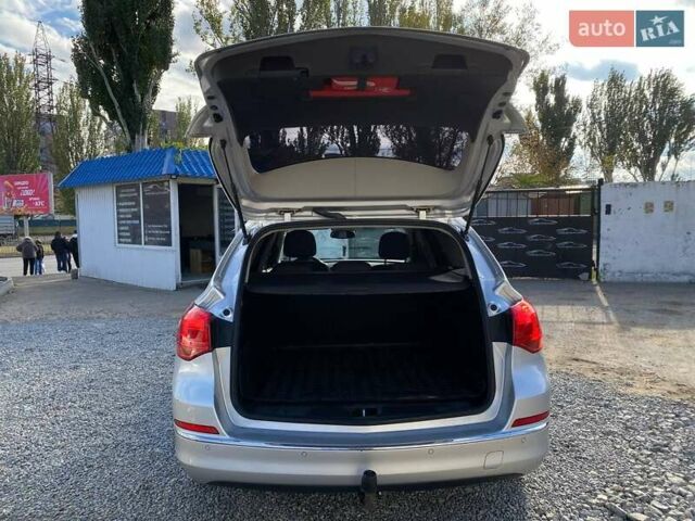 Опель Астра 2015 у Дніпро (Дніпропетровську) на Automoto.ua Сірий Опель Астра, об'ємом двигуна 1.6 л та пробігом 290 тис. км за 7999 $, фото 13 на Automoto.ua