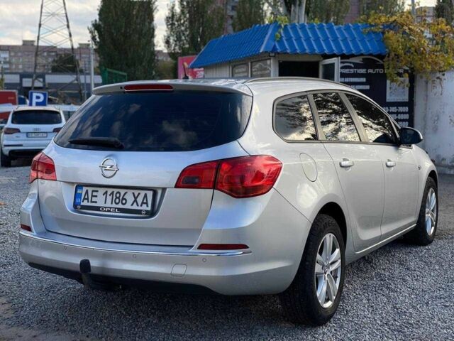 Опель Астра 2015 у Дніпро (Дніпропетровську) на Automoto.ua Сірий Опель Астра, об'ємом двигуна 1.6 л та пробігом 290 тис. км за 7999 $, фото 7 на Automoto.ua