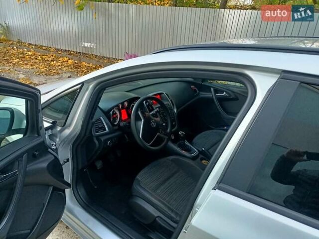 Сірий Опель Астра, об'ємом двигуна 1.6 л та пробігом 299 тис. км за 8600 $, фото 5 на Automoto.ua