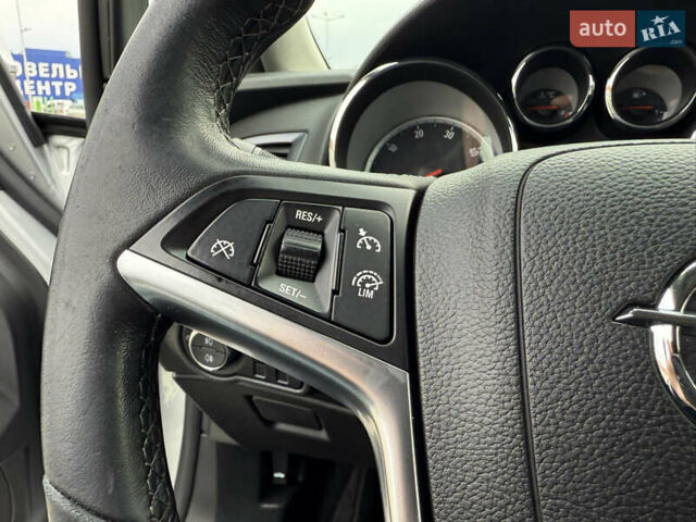 Серый Опель Астра, объемом двигателя 1.6 л и пробегом 242 тыс. км за 8800 $, фото 19 на Automoto.ua