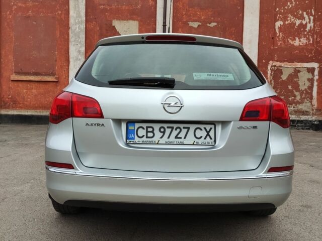 Серый Опель Астра, объемом двигателя 0 л и пробегом 268 тыс. км за 8000 $, фото 4 на Automoto.ua