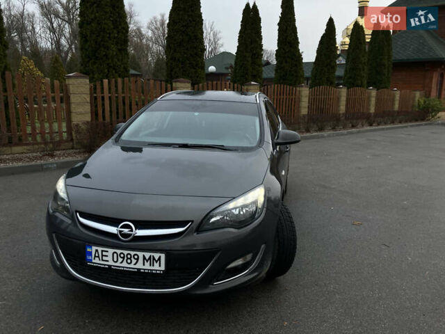 Серый Опель Астра, объемом двигателя 1.6 л и пробегом 230 тыс. км за 7600 $, фото 12 на Automoto.ua