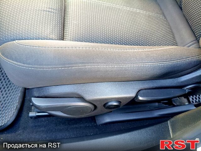 Серый Опель Астра, объемом двигателя 1.6 л и пробегом 180 тыс. км за 10000 $, фото 12 на Automoto.ua