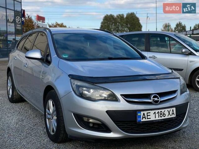 Опель Астра 2015 у Дніпро (Дніпропетровську) на Automoto.ua Сірий Опель Астра, об'ємом двигуна 1.6 л та пробігом 290 тис. км за 7999 $, фото 6 на Automoto.ua