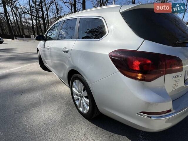 Серый Опель Астра, объемом двигателя 1.6 л и пробегом 265 тыс. км за 8800 $, фото 3 на Automoto.ua