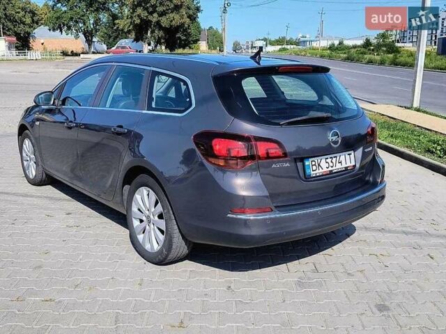 Серый Опель Астра, объемом двигателя 1.6 л и пробегом 226 тыс. км за 8700 $, фото 5 на Automoto.ua