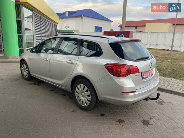 Серый Опель Астра, объемом двигателя 1.6 л и пробегом 199 тыс. км за 8755 $, фото 2 на Automoto.ua