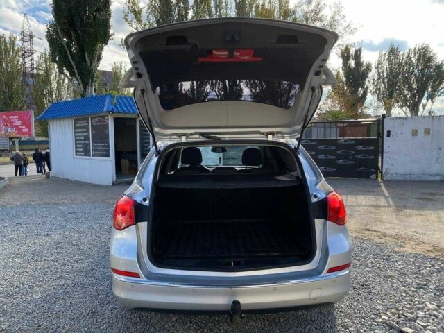 Опель Астра 2015 у Дніпро (Дніпропетровську) на Automoto.ua Сірий Опель Астра, об'ємом двигуна 1.6 л та пробігом 290 тис. км за 7999 $, фото 13 на Automoto.ua