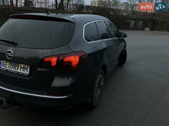 Серый Опель Астра, объемом двигателя 1.6 л и пробегом 230 тыс. км за 7600 $, фото 9 на Automoto.ua