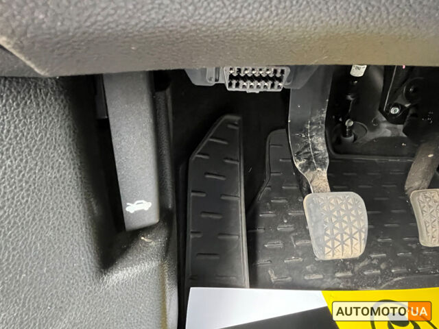 Серый Опель Астра, объемом двигателя 2 л и пробегом 188 тыс. км за 9700 $, фото 14 на Automoto.ua