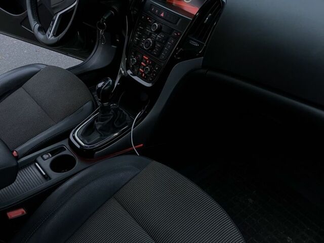 Серый Опель Астра, объемом двигателя 1.6 л и пробегом 230 тыс. км за 7600 $, фото 4 на Automoto.ua