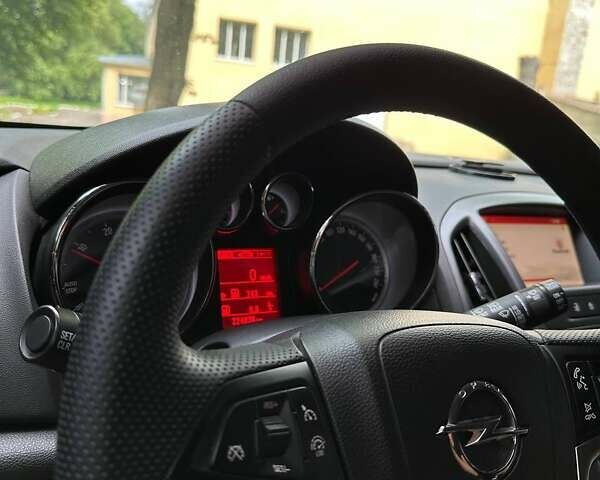 Серый Опель Астра, объемом двигателя 1.6 л и пробегом 220 тыс. км за 8600 $, фото 13 на Automoto.ua