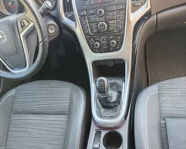 Сірий Опель Астра, об'ємом двигуна 1.6 л та пробігом 240 тис. км за 8399 $, фото 33 на Automoto.ua