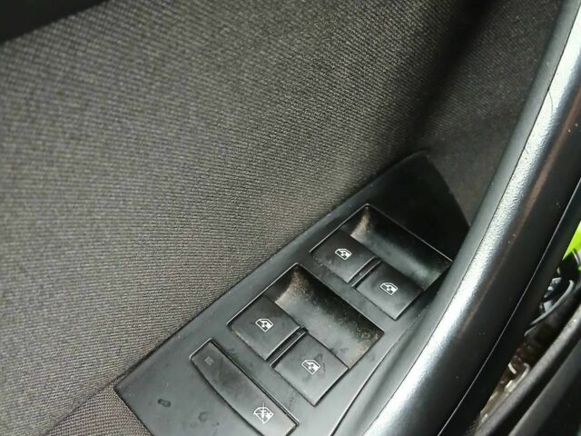 Серый Опель Астра, объемом двигателя 1.6 л и пробегом 198 тыс. км за 8650 $, фото 16 на Automoto.ua