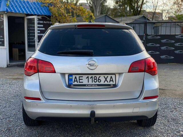 Опель Астра 2015 у Дніпро (Дніпропетровську) на Automoto.ua Сірий Опель Астра, об'ємом двигуна 1.6 л та пробігом 290 тис. км за 7999 $, фото 8 на Automoto.ua