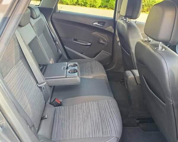 Серый Опель Астра, объемом двигателя 1.6 л и пробегом 240 тыс. км за 8650 $, фото 20 на Automoto.ua