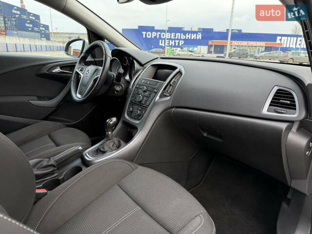 Серый Опель Астра, объемом двигателя 1.6 л и пробегом 242 тыс. км за 8800 $, фото 42 на Automoto.ua