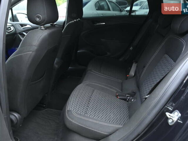 Серый Опель Астра, объемом двигателя 1.6 л и пробегом 185 тыс. км за 10400 $, фото 27 на Automoto.ua