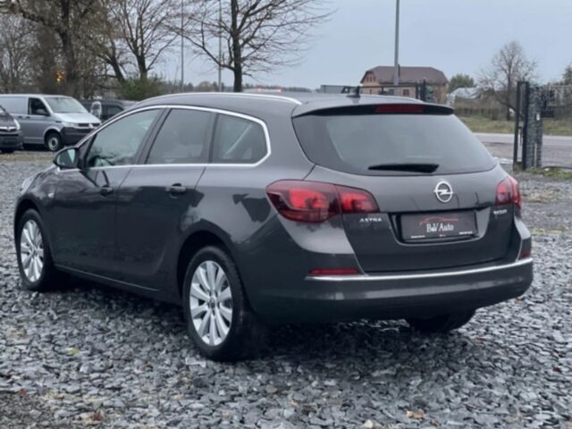 Серый Опель Астра, объемом двигателя 1.6 л и пробегом 214 тыс. км за 8200 $, фото 4 на Automoto.ua