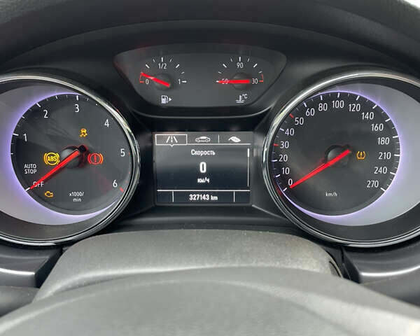 Серый Опель Астра, объемом двигателя 1.6 л и пробегом 320 тыс. км за 7600 $, фото 9 на Automoto.ua