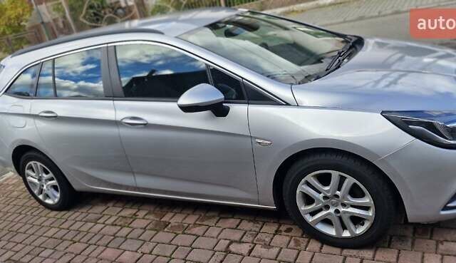 Серый Опель Астра, объемом двигателя 1.6 л и пробегом 295 тыс. км за 8999 $, фото 5 на Automoto.ua