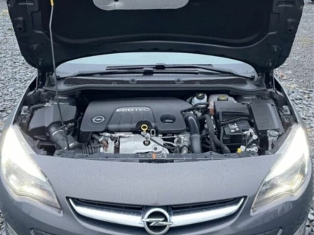 Серый Опель Астра, объемом двигателя 1.6 л и пробегом 214 тыс. км за 8200 $, фото 10 на Automoto.ua