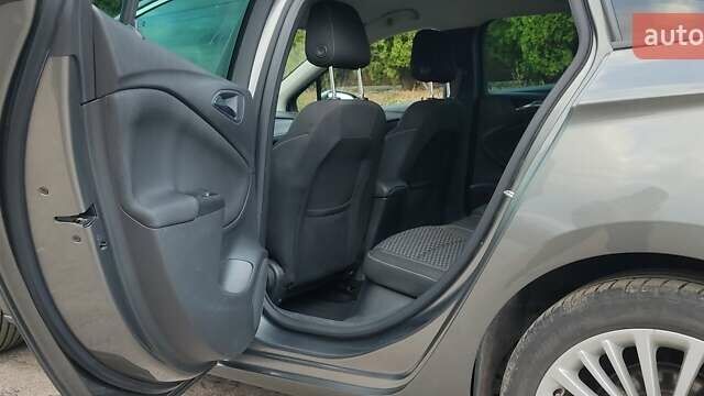 Сірий Опель Астра, об'ємом двигуна 1.6 л та пробігом 238 тис. км за 10500 $, фото 12 на Automoto.ua