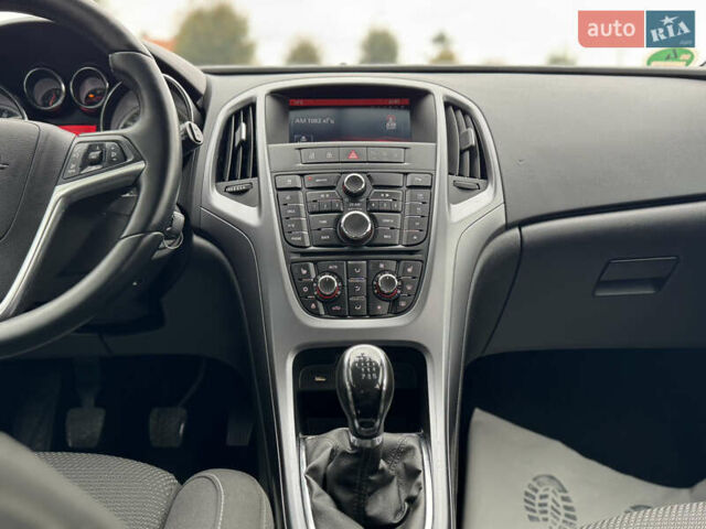 Серый Опель Астра, объемом двигателя 0 л и пробегом 192 тыс. км за 8350 $, фото 18 на Automoto.ua